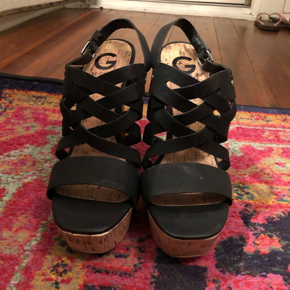 Black and cork Guess heels - Picture 5 of 8